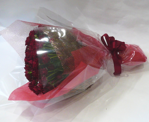 バラの花束・赤い花 タマンゴブーケ